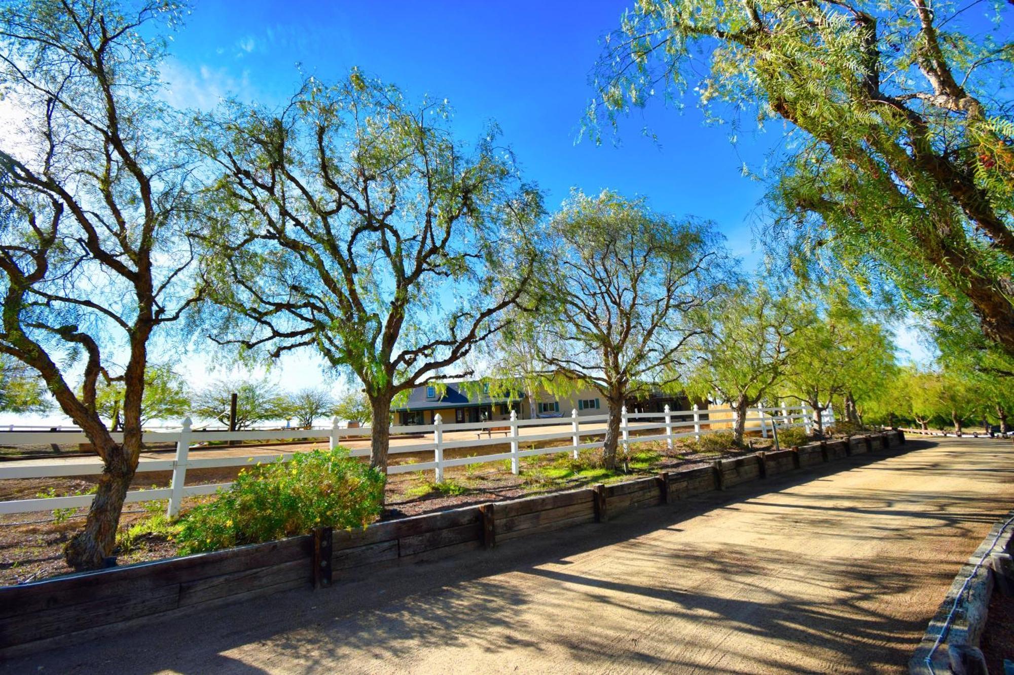 Hotel Peppertree Lane Ranch -- Seven-Acre Ranch In The Heart Of Wine Country à Temecula Extérieur photo